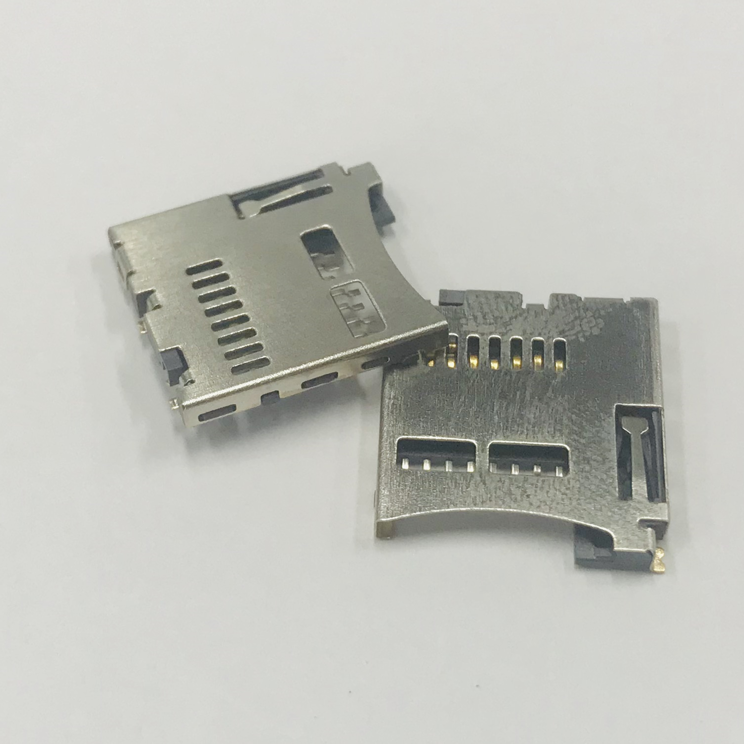 TF 8P卡座 四脚贴片 8P常开 带弹