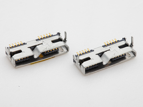 MICRO USB3.0母座 卧式板上四脚插板 单排贴片 直边