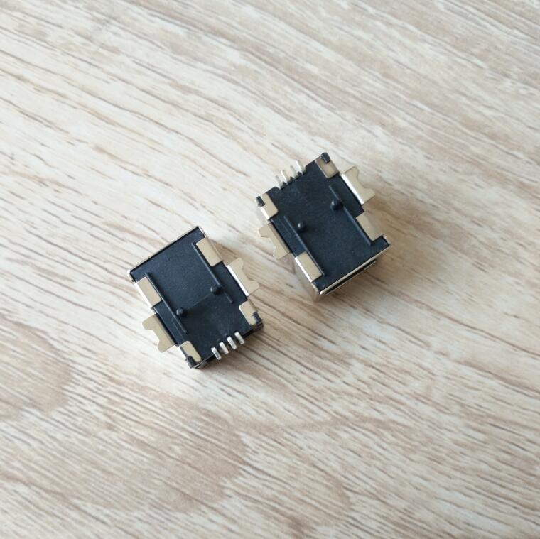 USB 2.0 BF母座 90度卧式两脚 全贴 有柱LCP灰胶